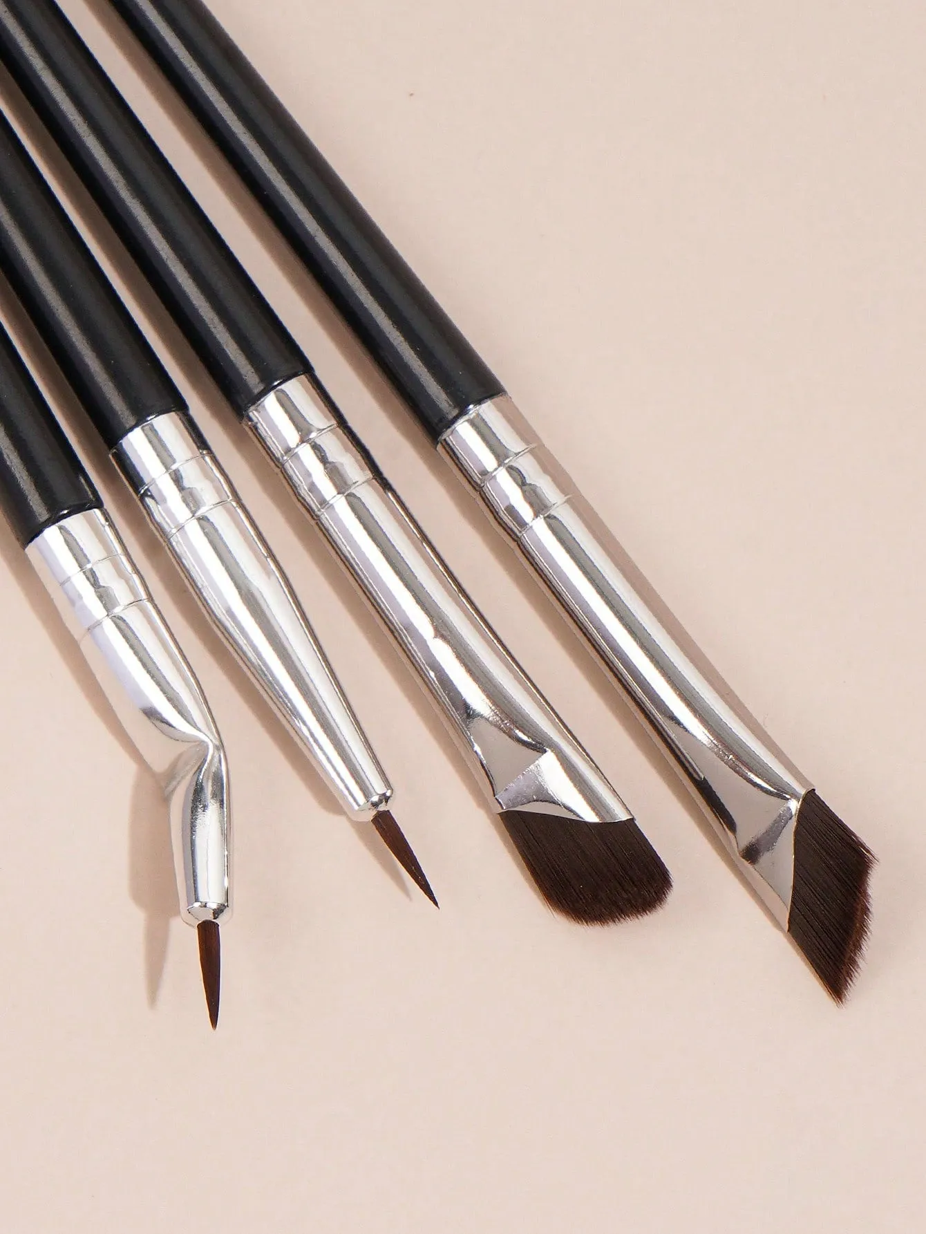 MAANGE 4pcs Professional Eye Makeup Brush Set,Eye Shadow Brush,Eyebrow Brush,Eyeliner Brush,Makeup Tools With Soft Fiber For Easy Carrying,Brush For Travel