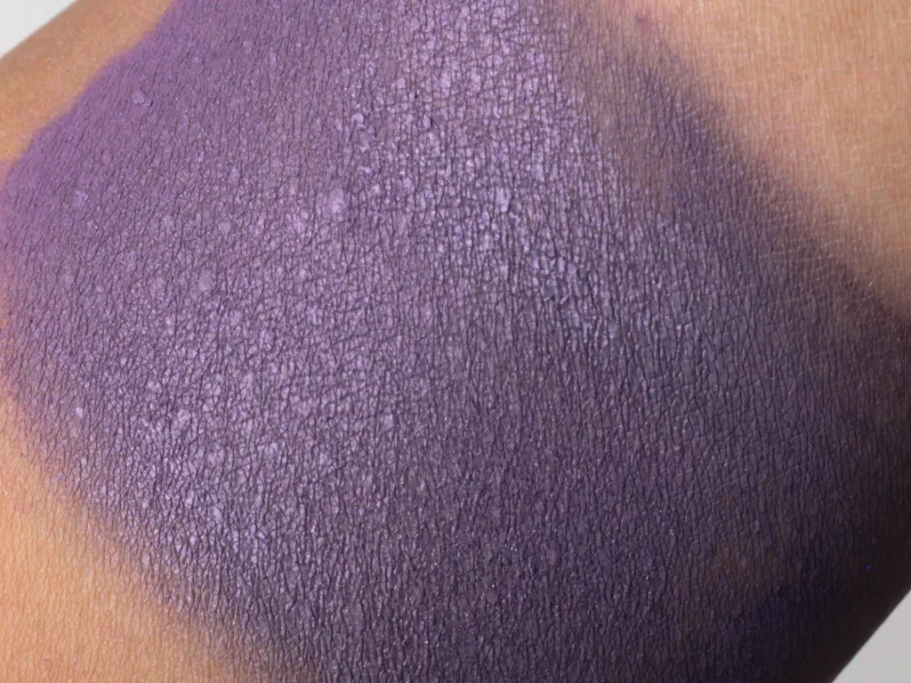 "Lulu" - Mineral Eyeshadow