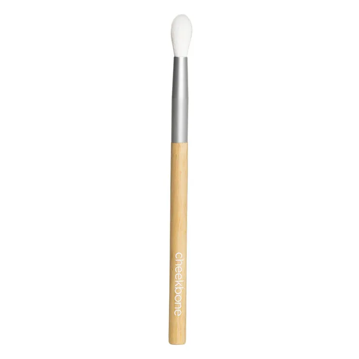 Small Tapered Blending Eyeshadow Brush